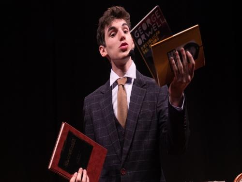 Show de mágica: “52 Acasos”