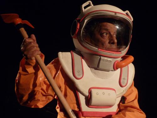 Espetáculo: Astronauta