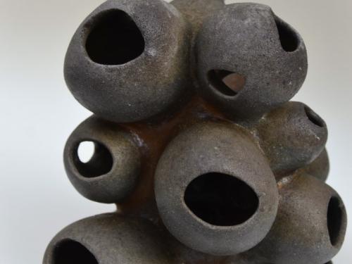 Exposição: ‘Do vazio à borda’, da artista Sara Diniz