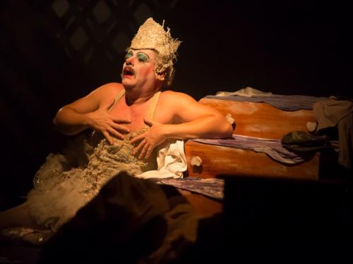 Teatro Adulto: Boa Noite Cinderela com Amauri Reis 