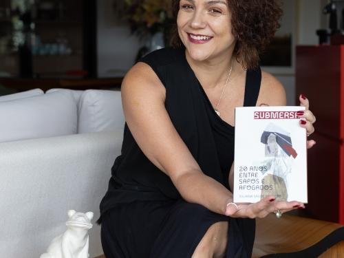 Lançamento do livro "Submersa, 20 anos com Sapos e Afogados"
