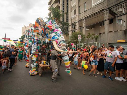 Espetáculo: Elefanteatro