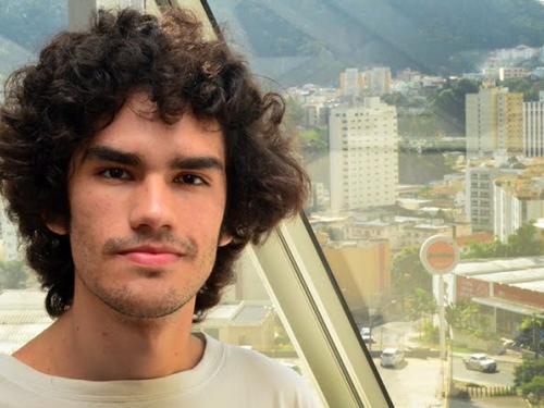 Sempre Um Papo recebe João Gabriel Paulsen