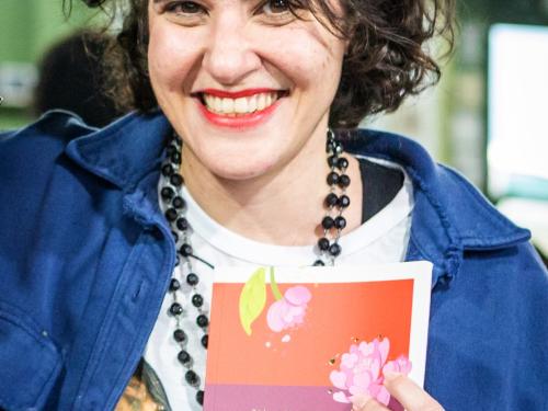 Sempre Um Papo recebe Júlia Moysés