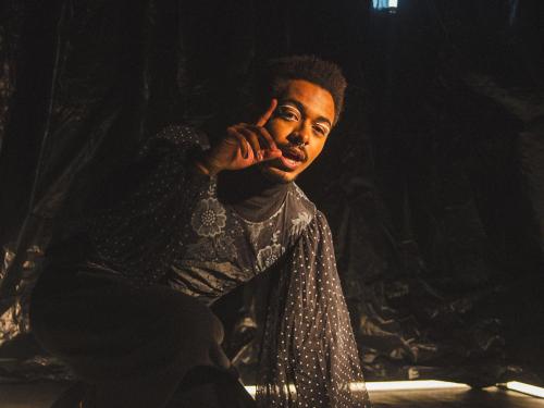 Espetáculo: Teatro Decomposto