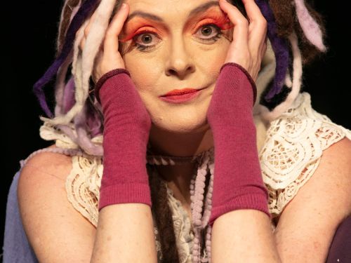  Espetáculo:: “A Comunidade do Arco-Íris”