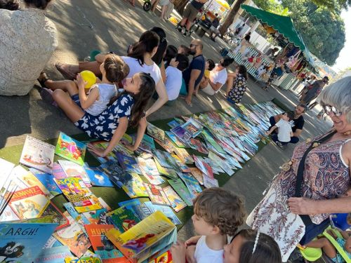 Projeto: “Santa Leitura – Uma Biblioteca a Céu Aberto”