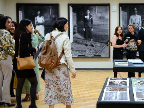 Exposição: “Assis Horta: A democratização do retrato fotográfico através da C.L.T”