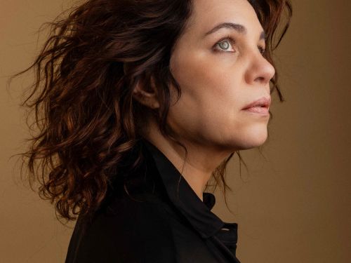 Espetáculo solo: “Jandira – Em busca do bonde perdido”