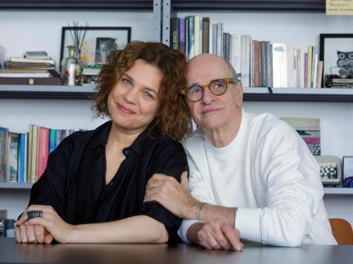 Espetáculo solo: “Jandira – Em busca do bonde perdido”