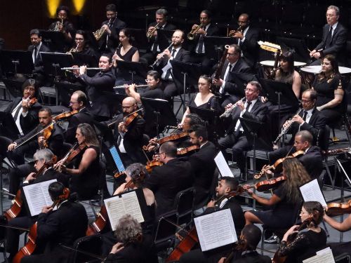 Celina Szrvinsk e Miguel Rosselini