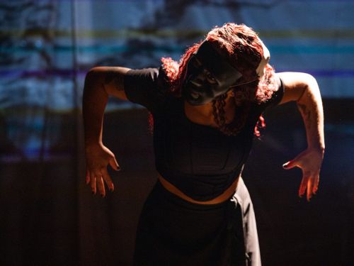 Peça: “Cuidar para não queimar”