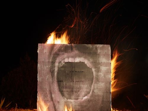 Exposição coletiva: ‘Tudo é real, tudo é sempre outra coisa’