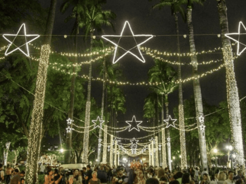  Iluminação de Natal - Praça da Liberdade