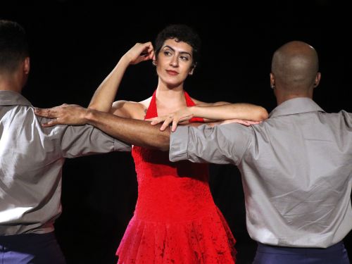 Espetáculo: “Carmen - um espetáculo de dança e música”