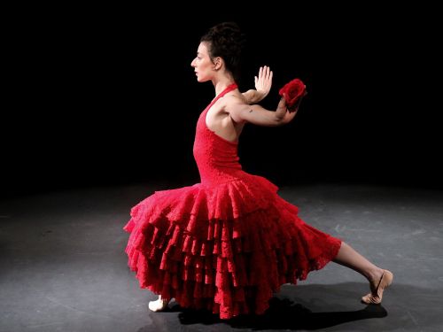 Espetáculo: “Carmen - um espetáculo de dança e música”
