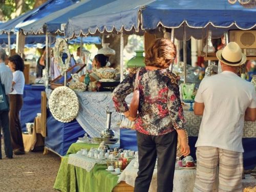  Feira de Antiguidades