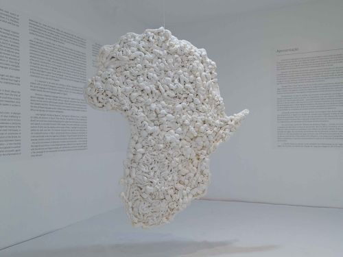 Exposição: "Sanagê Pele e Osso"