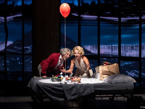 Espetáculo: "Insignificância"