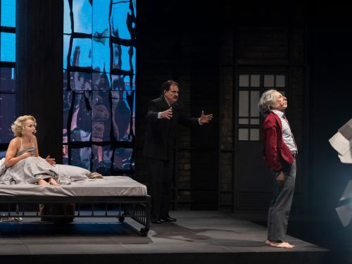 Espetáculo: "Insignificância"