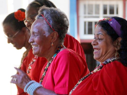 Meninas de Sinhá celebram ancestralidade feminina no CCBB
