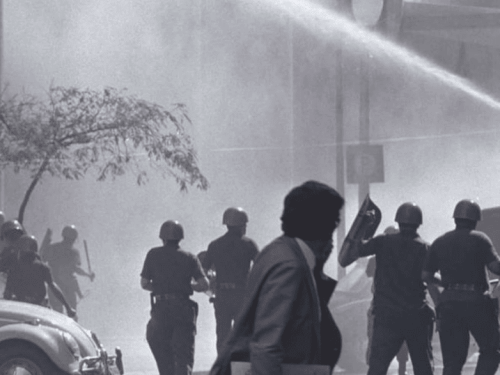 Exposição: EXHBT - Refluxo