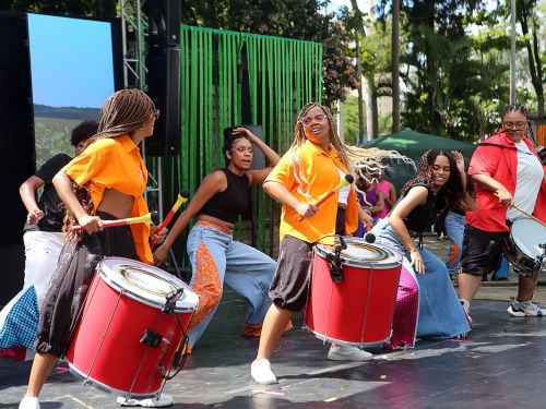  Festival Quatro Estações "Somos Comunidade"