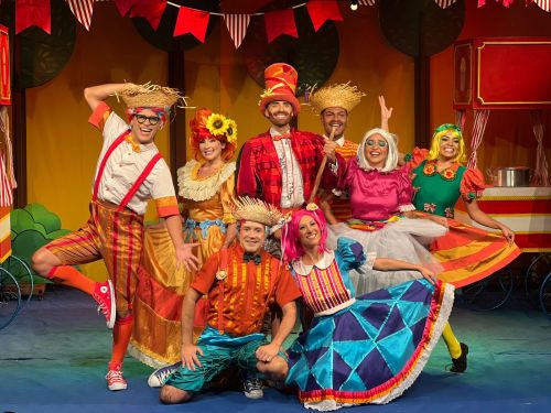 Espetáculo: João e Maria - Um Espetaculo Junino