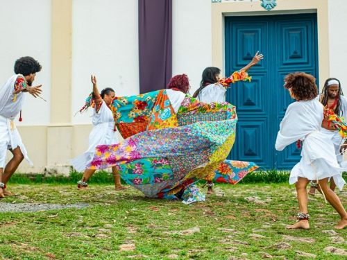 “Boi Ancestral”: A Dança Que Conecta O Sagrado, O Popular E A Memória Viva Das Manifestações Mineiras