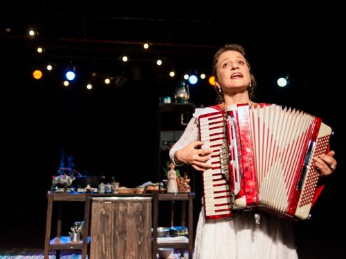 Espetáculo: “Enluarada – Uma Epopeia Sertaneja”