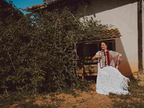 Espetáculo: “Enluarada – Uma Epopeia Sertaneja”