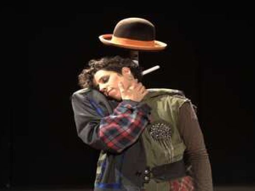 Espetáculo: “Colapso: Uma tragicomédia materna”