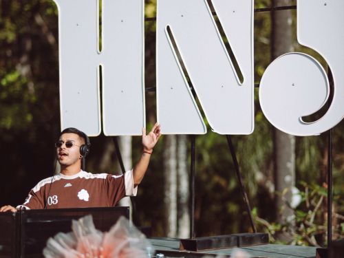 Festa: House No Jardim