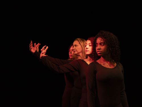 Espetáculo de Dança : "Ser Mulher"