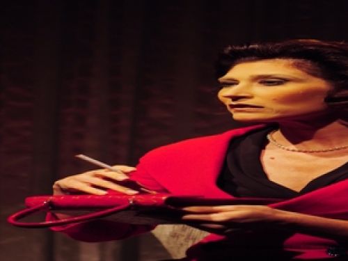 Espetáculo: “Simplesmente eu, Clarice Lispector”, com Beth Goulart