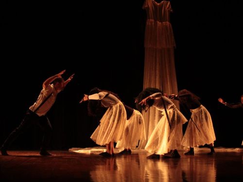  Espetáculo de dança: ‘Ser Mulher’