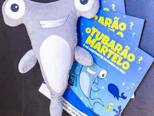 Lançamento: O Tubarão Martelo e os Habitantes do Fundo do Mar