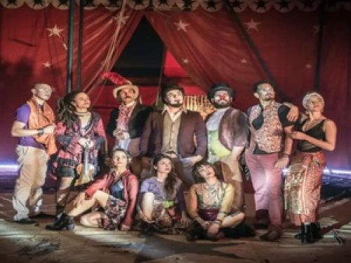 Espetáculo: "O Reencontro" Teatro Mágico 