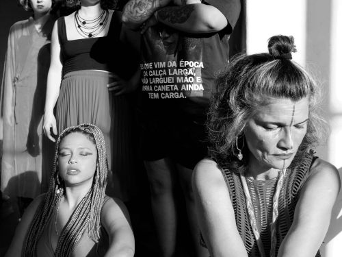 “Vozes Femininas – do Silêncio ao Grito”