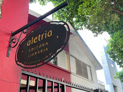 Fachada da Livraia Aletria