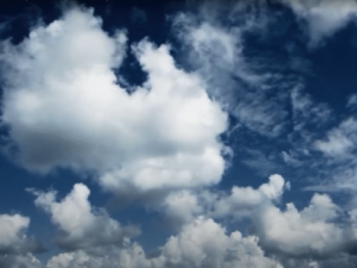 imagem do céu com muitas nuvens