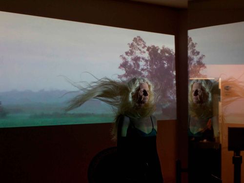 Espetáculo: “Re-existência Brincante”