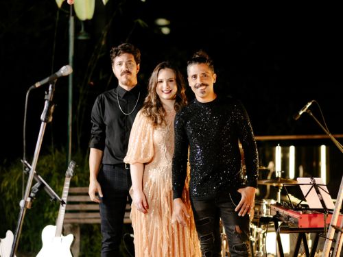 Foto divulgação: Foto divulgação: Grupo Cobra Coral - 3 integrantes (uma mulher e dois homens)- 3 integrantes (uma mulher e dois homens)