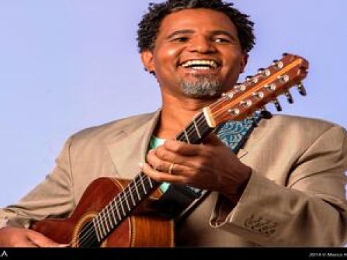 Cantor Perreira da Viola 