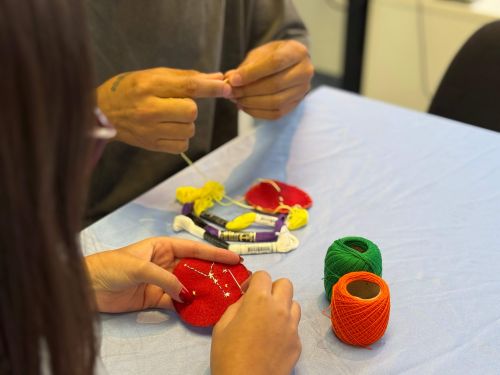 Oficina: “Bordando Constelações”