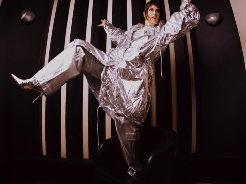 Fotografia da artista Fernarnda Abreu 