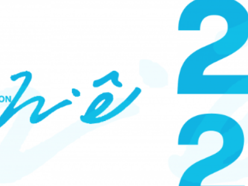 Imagem de fundo branco, com letras em azul