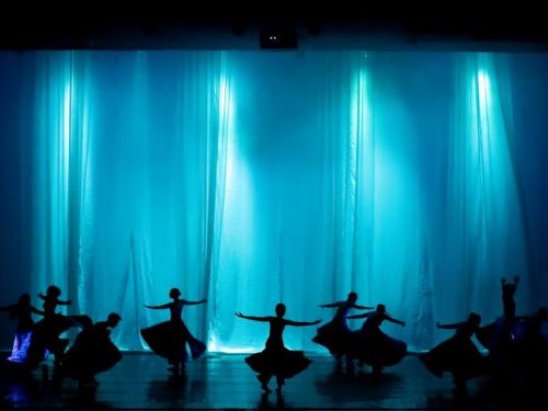Espetáculo da Escola de Dança do CEFART