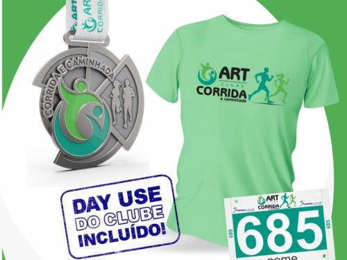 Imagem promocional exibindo os itens do "Kit Atleta Completo" sobre um fundo verde e branco.