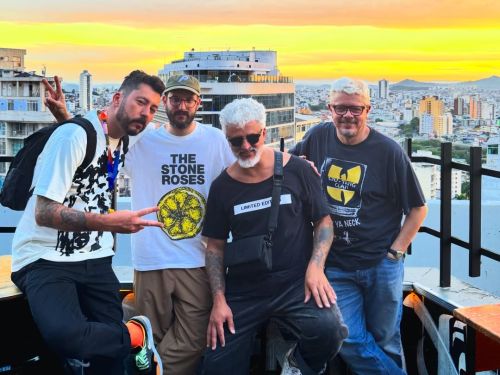 Fotografia dos djs do alta fidelidade no mira 